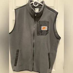 Nike Sportswear- Fleece Vest - Large